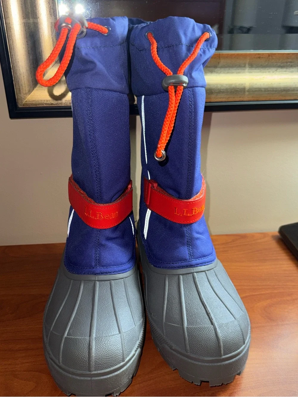 L.L. Bean Northwood Kids Insulated Snow Boots, Purple. Kids size 4. New.